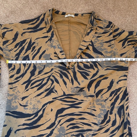 Bellambia Tunic Top, Dress, Animal Print - Picture 6 of 8